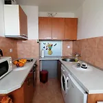 格拉芙贝格公寓酒店 *