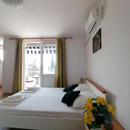 Grebovic Apartment